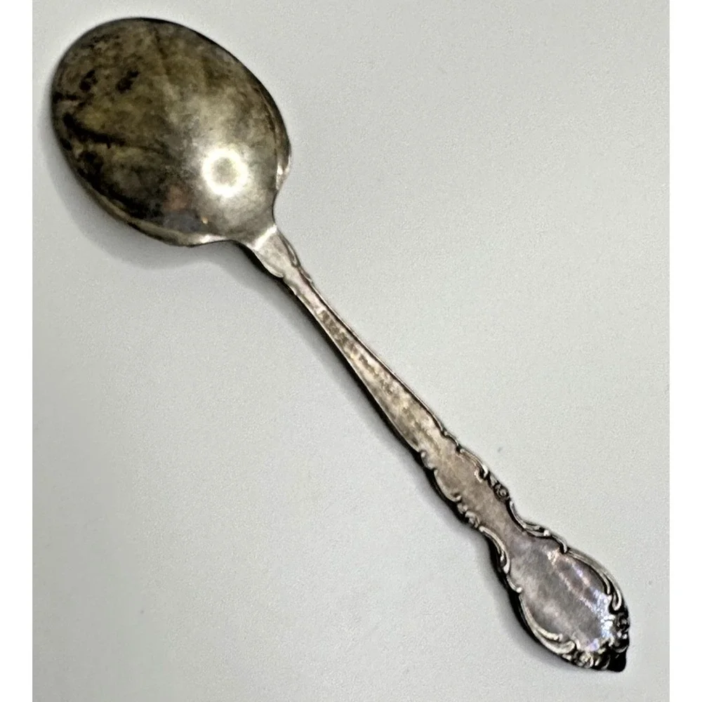 Oneida Heirloom GRANDEUR Sterling Silver SHELL SUGAR SPOON 6